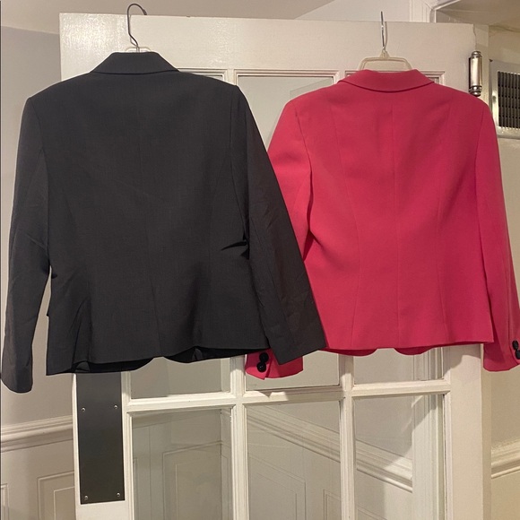 Bundle of (2) Calvin Klein &Jones New York size 6 Blazer good condition - Picture 4 of 4